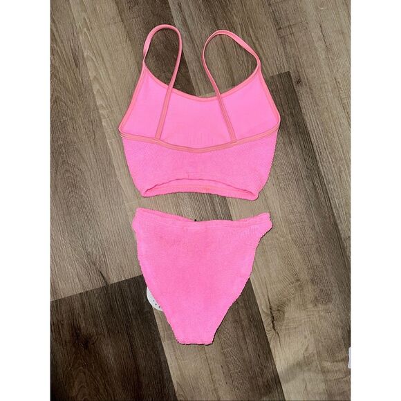 Hunza G Crinkle-Effect Scoopneck Bikini in Bubblegum One Size $240 - Picture 6 of 7